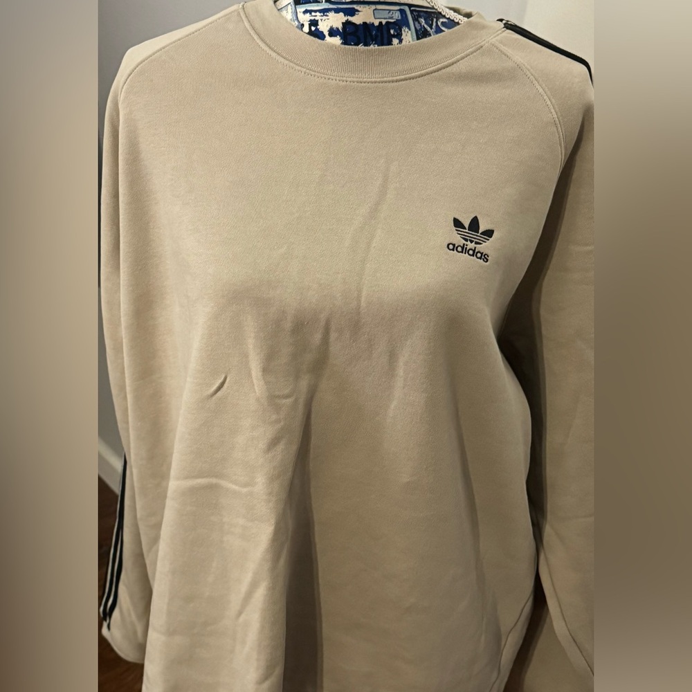 USED- Adidas Crewneck Sweater